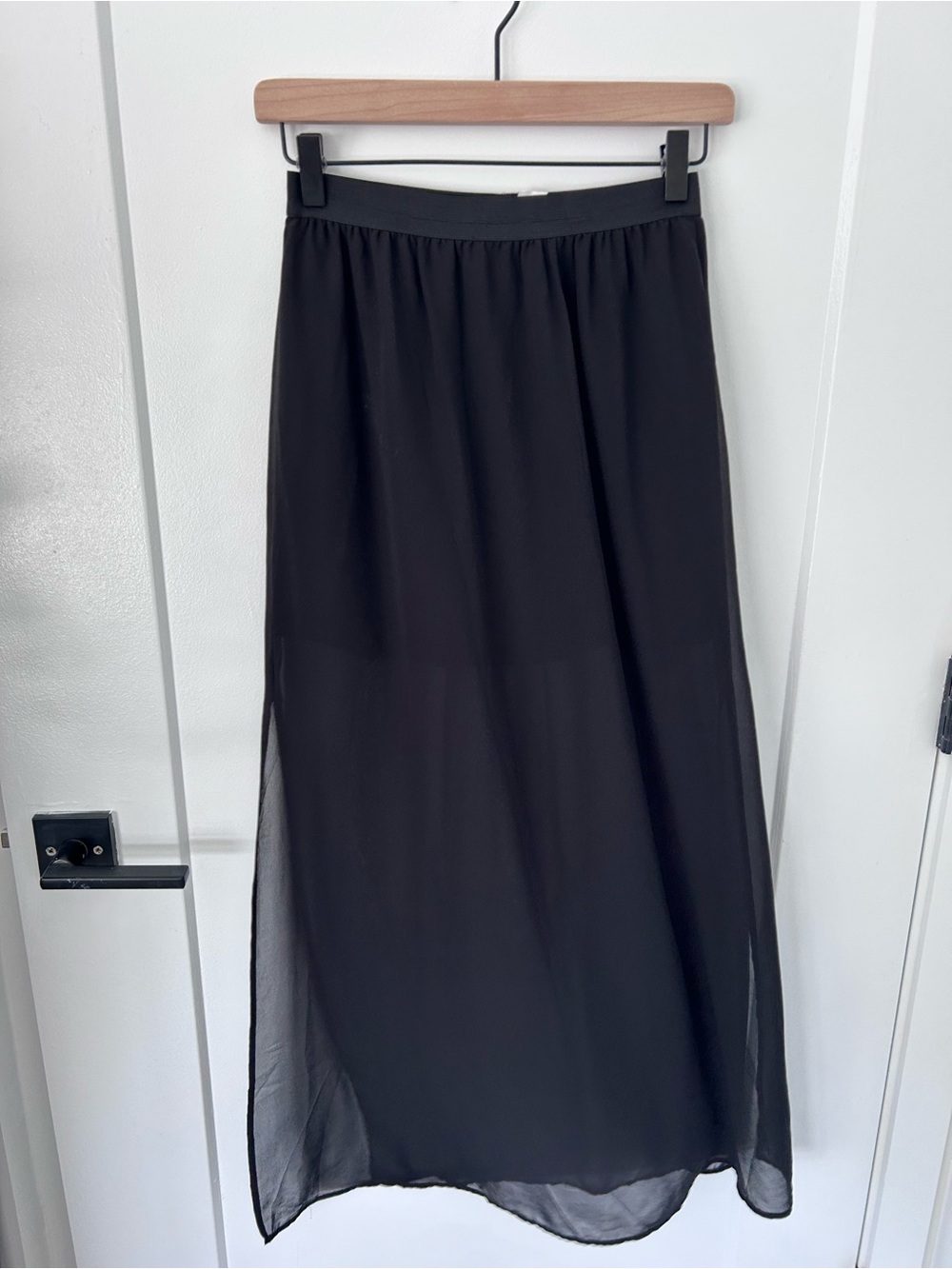 H&M Divided black maxi skirt | size 6